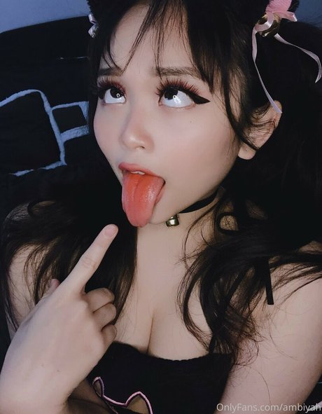 blonde natürliche onlyfans top nacktheit foto