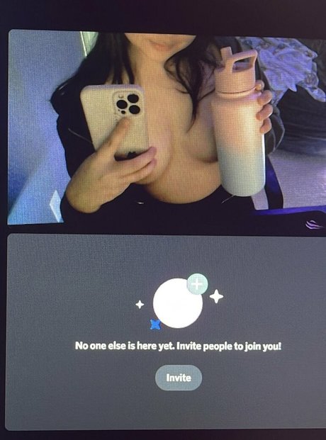 Ambiiyah hübsche nacktheit fotos