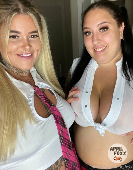 aprilfoxx porno nackt archiv