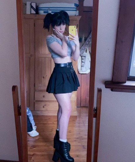 Mia Rodriguez nackt nette fotos