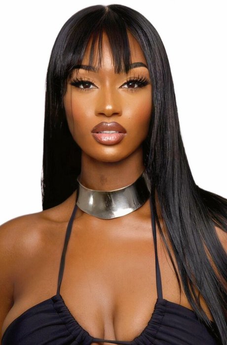 Elinda San sexy nackt bilder