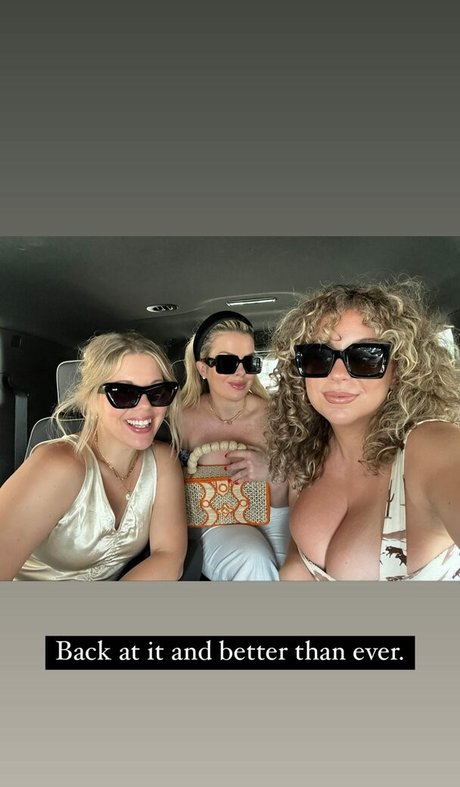 schöne shemale-onlyfans nackt perfekte bild