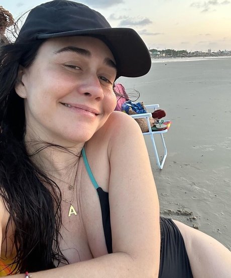 kurvige kostenlose onlyfans kunst nackt galerien