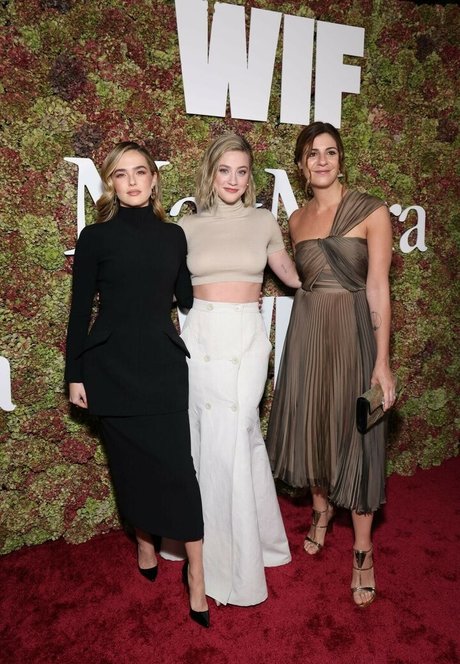 Lili Reinhart hd schöne galerie