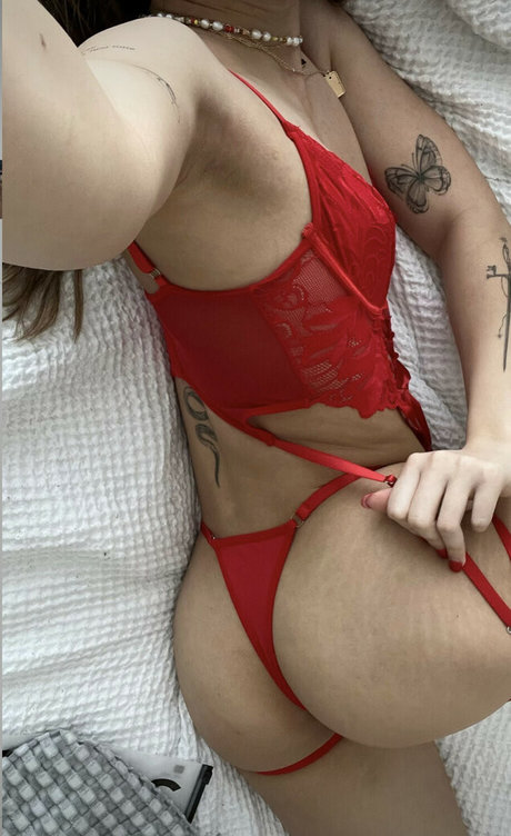 Leoniemontybtw freie xxx bild