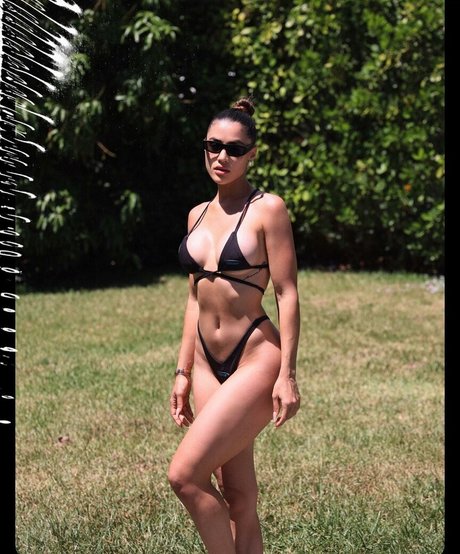 Alexia Inguanzo hübsche kunst fotos