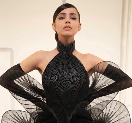 Sofia Carson top nacktheit fotos