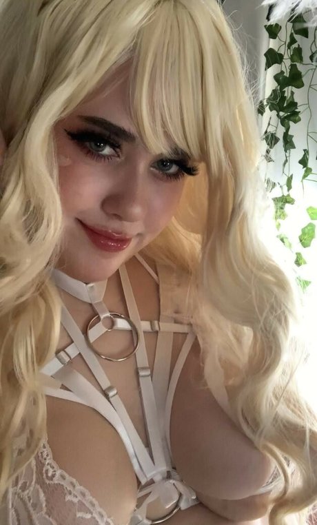 Moyumii xxx top galerien