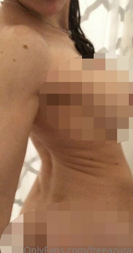 freeazura top sexy bilder