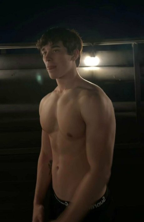 brandonrowlandx top nackt bild