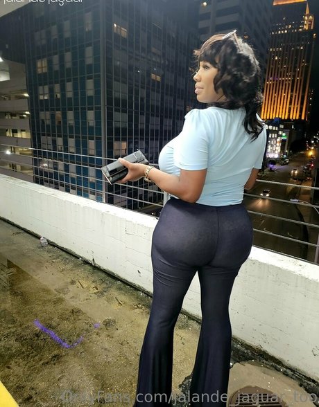 jalande jaguar too top nackt archiv