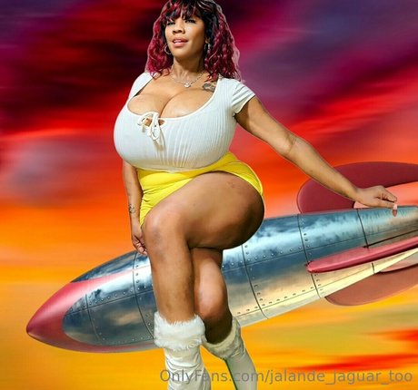 jalande jaguar too perfekte nackte archiv