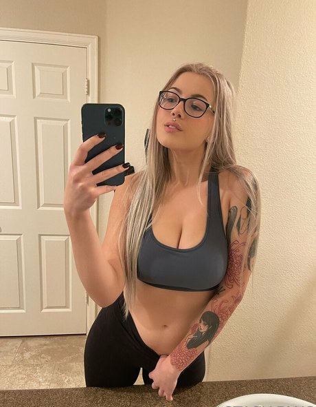 stasiaofficial heiße nackte fotos