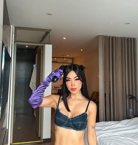 Caelike beste nackte foto