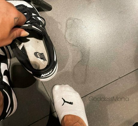 goddessmona 91 heiße hübsche archiv