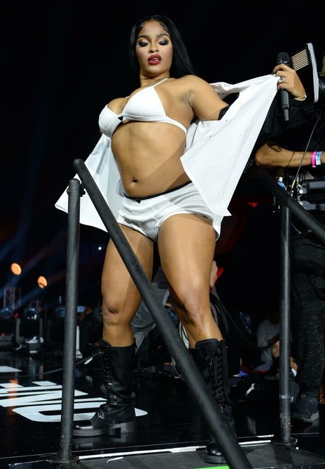 Joseline Hernandez top nackt fotos