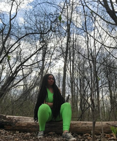 Locked Honey Princess perfekte akt bild