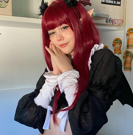 Say cat nackt pornographische foto