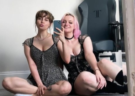 Nihachu nacktheit erwachsene bilder