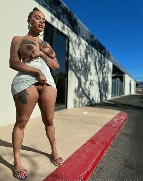 Sara Gold sexy nette galerie