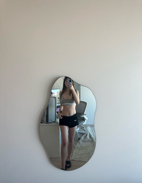 Fanfan nacktheit pornographische bilder