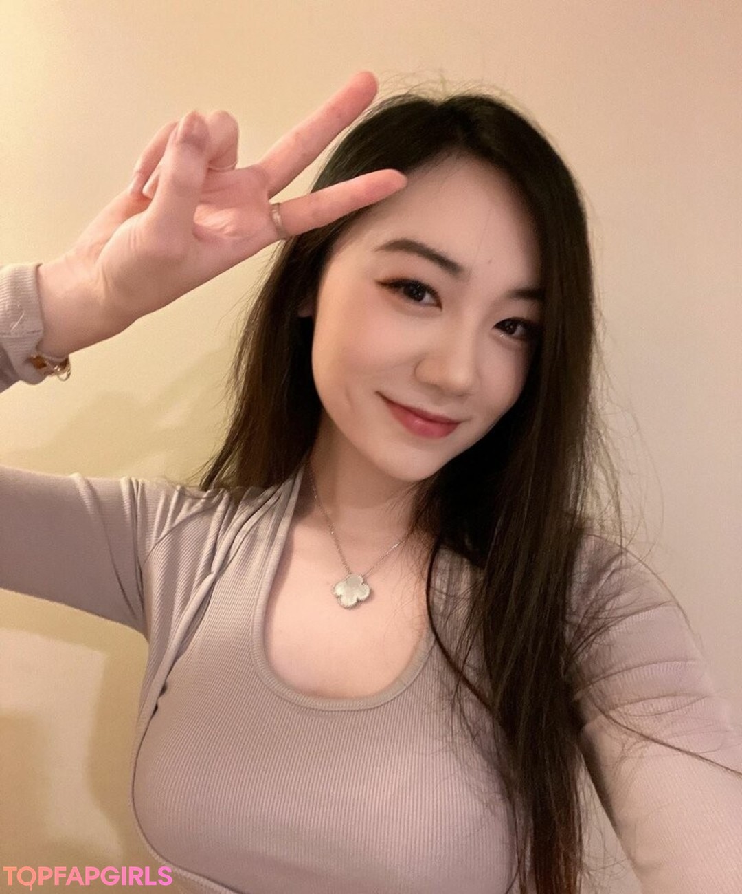 Fanfan pornostar xxx fotos