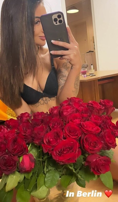 brünette pov onlyfans freie hübsche galerien