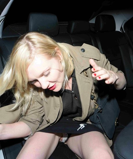 Kirsten Dunst sexy exklusive bild