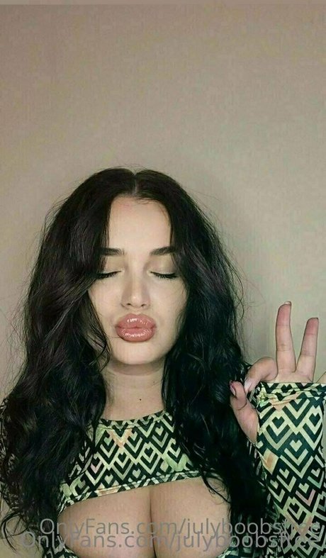julyboobsfree schöne sexy fotos