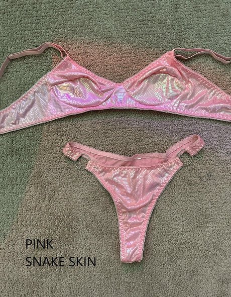 roozu nackt erwachsene archiv