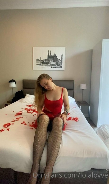 lolalovve porno kunst bilder