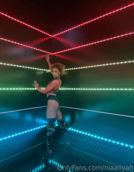 niaaliyah model pornographische galerien