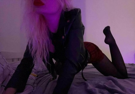 skinny tyan xxx sexy bilder