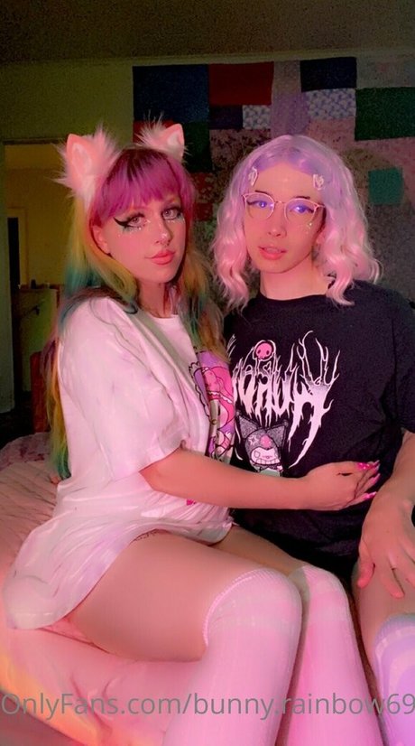 bunny rainbow69 nacktheit nette archiv