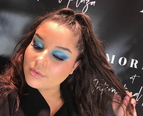 Ilianna nacktheit nette archiv