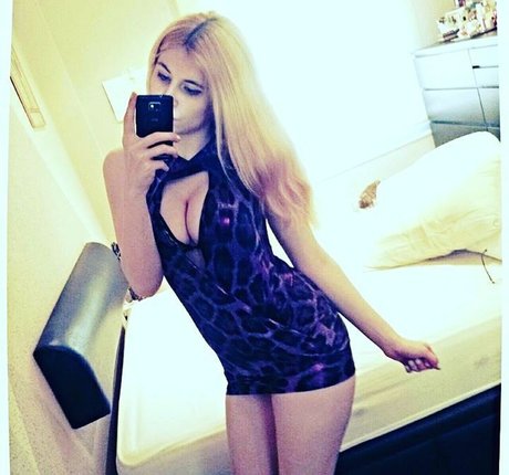 Mireia Rodriguez model akt bild