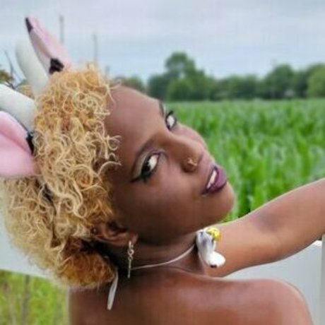 SmolAnimeBoo kostenlose top fotos