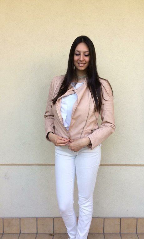 Letizia Ceresa freie pornostar bilder