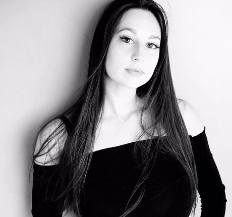 Letizia Ceresa freie exklusive archiv