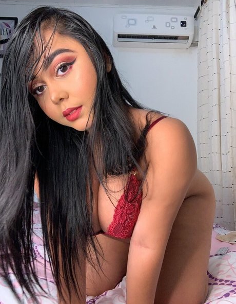 Stefaniepaolao model exklusive fotos