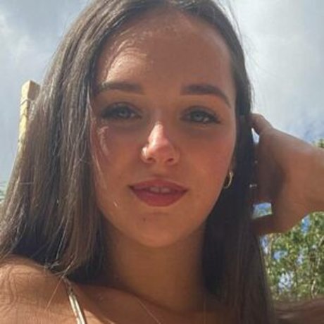 Lily Draycott kostenlose heiße fotos