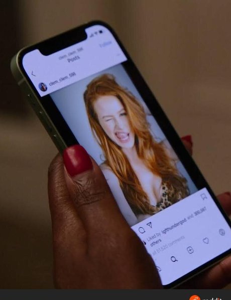 Madelaine Petsch top sexy galerien