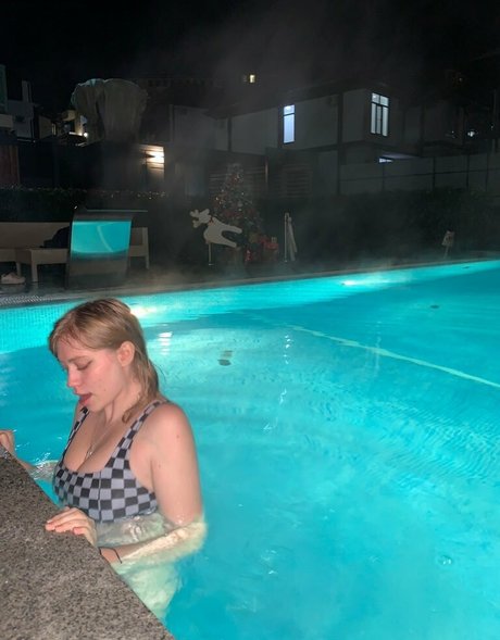 YuStef erotische schöne galerien