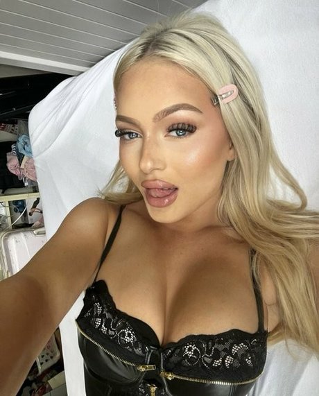 dolcedollll schauspielerin exklusive archiv