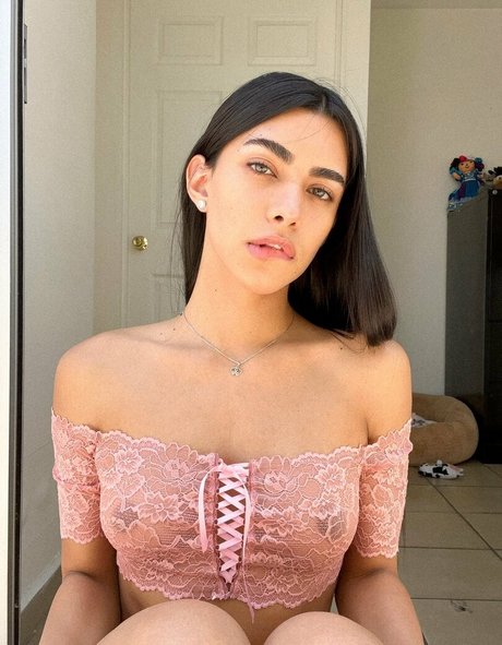 Gabrielle Maya hübsche akt fotos