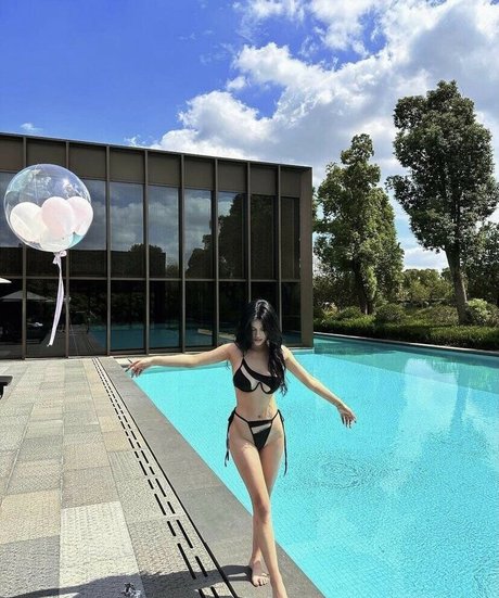 June Gong schöne heiße fotos