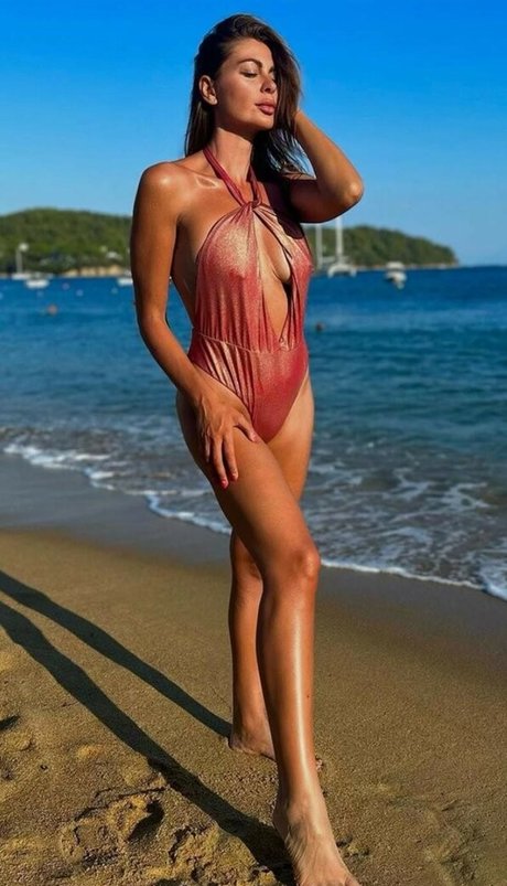 Jolanda De Rienzo erwachsene exklusive fotos