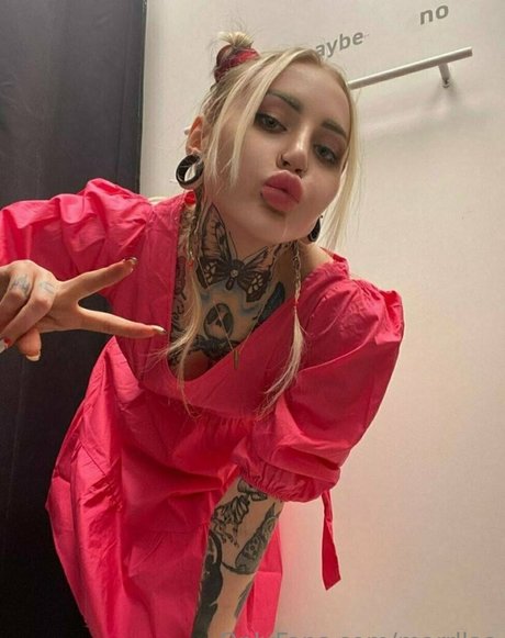 marrllaa xxx pornografische foto