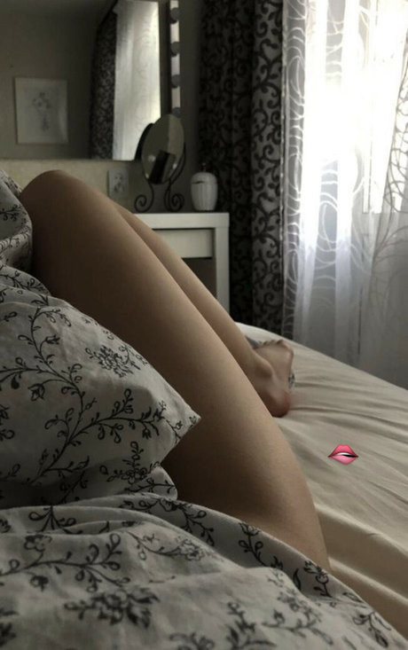 meow dilyara hd nackt bilder