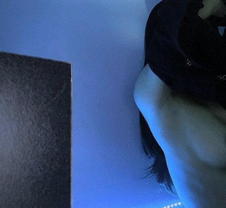 meow dilyara beste heiße galerie